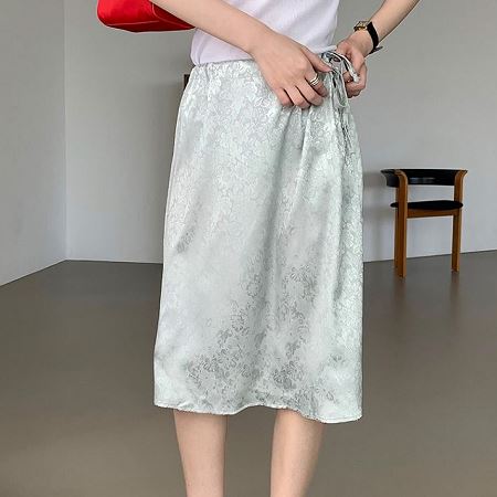 Dongdaemum Women’s Dresses, a testament to the elegance and quality of wholesale Korean fashion.