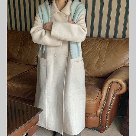 Dongdaemum Women’s Coats & Jackets, a testament to the elegance and quality of wholesale Korean fashion.