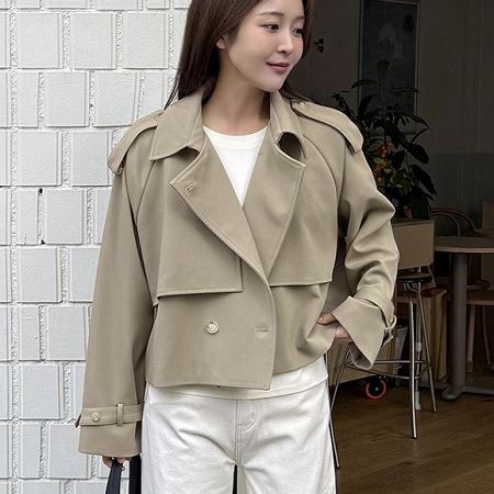 Dongdaemum Women’s Coats & Jackets, a testament to the elegance and quality of wholesale Korean fashion.