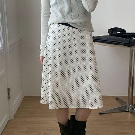 Dongdaemum Women’s Dresses, a testament to the elegance and quality of wholesale Korean fashion.