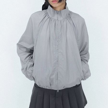 Dongdaemum Women’s Coats & Jackets, a testament to the elegance and quality of wholesale Korean fashion.