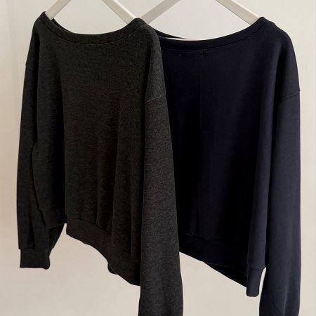 Dongdaemum Women’s Shirts, Tops & T-Shirts, a testament to the elegance and quality of wholesale Korean fashion.