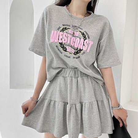 Dongdaemum Women’s One-Pieces, a testament to the elegance and quality of wholesale Korean fashion.