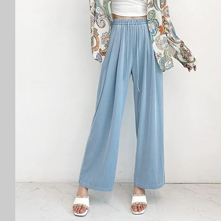 Dongdaemum Women’s Pants, a testament to the elegance and quality of wholesale Korean fashion.