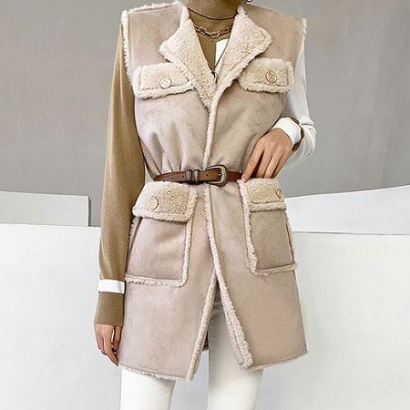 Dongdaemum Women’s Coats & Jackets, a testament to the elegance and quality of wholesale Korean fashion.