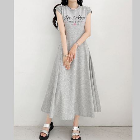 Dongdaemum Women’s Dresses, a testament to the elegance and quality of wholesale Korean fashion.