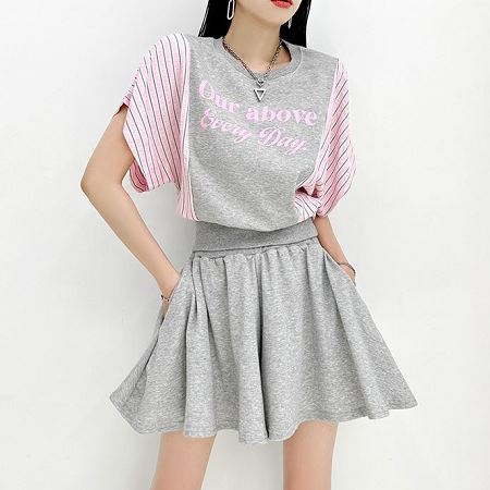 Dongdaemum Women’s One-Pieces, a testament to the elegance and quality of wholesale Korean fashion.