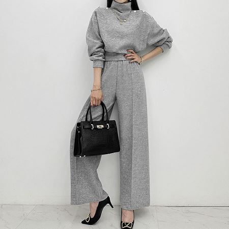 Dongdaemum Women’s One-Pieces, a testament to the elegance and quality of wholesale Korean fashion.