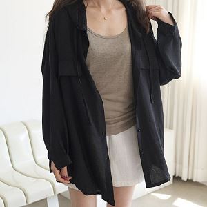 Dongdaemum Women’s Shirts, Tops & T-Shirts, a testament to the elegance and quality of wholesale Korean fashion.