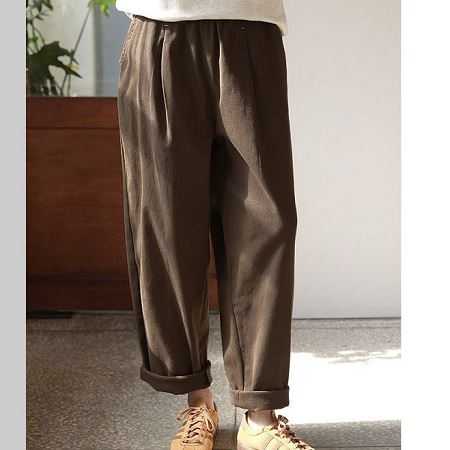 Dongdaemum Women’s Pants, a testament to the elegance and quality of wholesale Korean fashion.