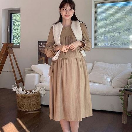 Dongdaemum Women’s Dresses, a testament to the elegance and quality of wholesale Korean fashion.