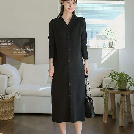 Dongdaemum Women’s Dresses, a testament to the elegance and quality of wholesale Korean fashion.