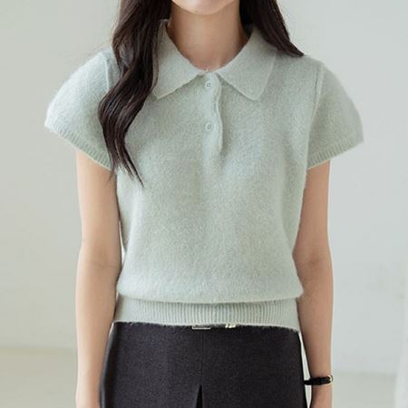 Dongdaemum Women’s Shirts, Tops & T-Shirts, a testament to the elegance and quality of wholesale Korean fashion.