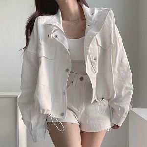 Dongdaemum Women’s Coats & Jackets, a testament to the elegance and quality of wholesale Korean fashion.