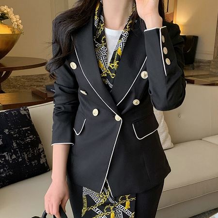 Dongdaemum Women’s Coats & Jackets, a testament to the elegance and quality of wholesale Korean fashion.
