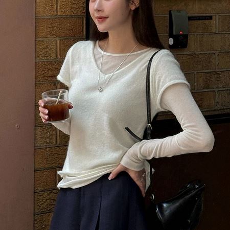 Dongdaemum Women’s Shirts, Tops & T-Shirts, a testament to the elegance and quality of wholesale Korean fashion.