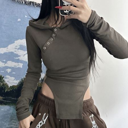 Dongdaemum Women’s Shirts, Tops & T-Shirts, a testament to the elegance and quality of wholesale Korean fashion.