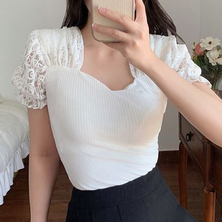 Dongdaemum Women’s Shirts, Tops & T-Shirts, a testament to the elegance and quality of wholesale Korean fashion.