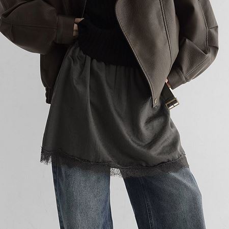 Dongdaemum Women’s Dresses, a testament to the elegance and quality of wholesale Korean fashion.