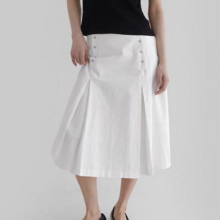 Dongdaemum Women’s Dresses, a testament to the elegance and quality of wholesale Korean fashion.