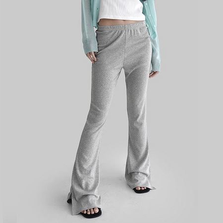 Dongdaemum Women’s Pants, a testament to the elegance and quality of wholesale Korean fashion.