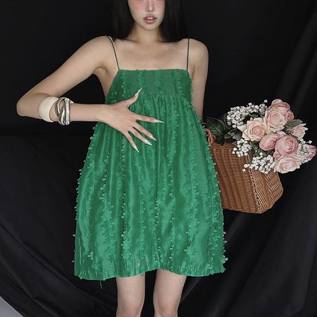 Dongdaemum Women’s Dresses, a testament to the elegance and quality of wholesale Korean fashion.