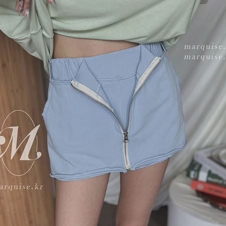 Dongdaemum Women’s Dresses, a testament to the elegance and quality of wholesale Korean fashion.