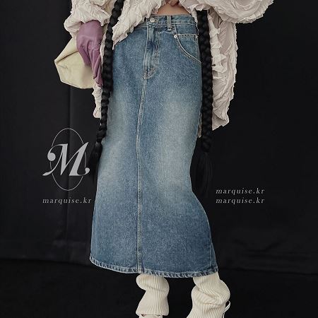 Dongdaemum Women’s Dresses, a testament to the elegance and quality of wholesale Korean fashion.