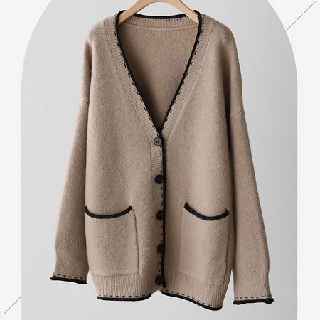 Dongdaemum Women’s Coats & Jackets, a testament to the elegance and quality of wholesale Korean fashion.