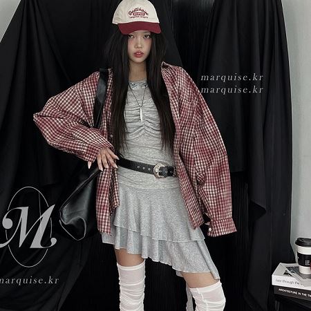 Dongdaemum Women’s Shirts, Tops & T-Shirts, a testament to the elegance and quality of wholesale Korean fashion.