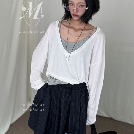 Dongdaemum Women’s Shirts, Tops & T-Shirts, a testament to the elegance and quality of wholesale Korean fashion.