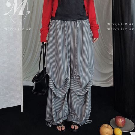 Dongdaemum Women’s Pants, a testament to the elegance and quality of wholesale Korean fashion.