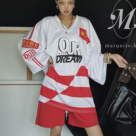 Dongdaemum Women’s Dresses, a testament to the elegance and quality of wholesale Korean fashion.