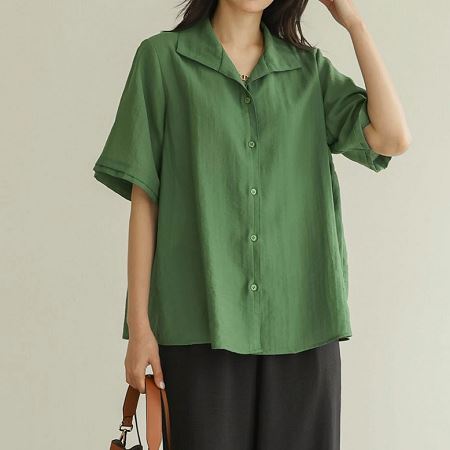 Dongdaemum Women’s Shirts, Tops & T-Shirts, a testament to the elegance and quality of wholesale Korean fashion.