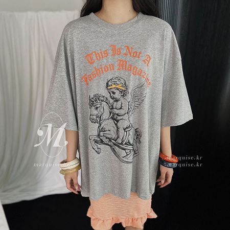 Dongdaemum Women’s Shirts, Tops & T-Shirts, a testament to the elegance and quality of wholesale Korean fashion.