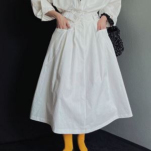 Dongdaemum Women’s Dresses, a testament to the elegance and quality of wholesale Korean fashion.