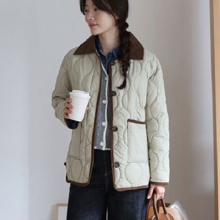 Dongdaemum Women’s Coats & Jackets, a testament to the elegance and quality of wholesale Korean fashion.