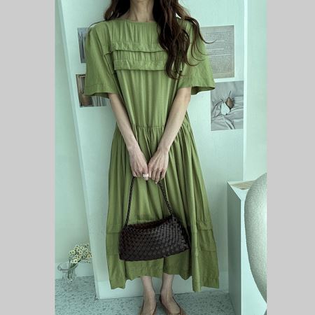 Dongdaemum Women’s Dresses, a testament to the elegance and quality of wholesale Korean fashion.