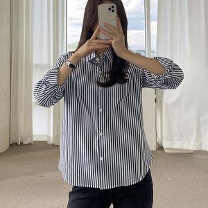 Dongdaemum Women’s Shirts, Tops & T-Shirts, a testament to the elegance and quality of wholesale Korean fashion.