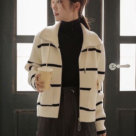 A variety of Dongdaemum Women’s Coats & Jackets, reflecting the sophistication of Korean fashion.