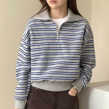 Dongdaemum Women’s Shirts, Tops & T-Shirts, a testament to the elegance and quality of wholesale Korean fashion.