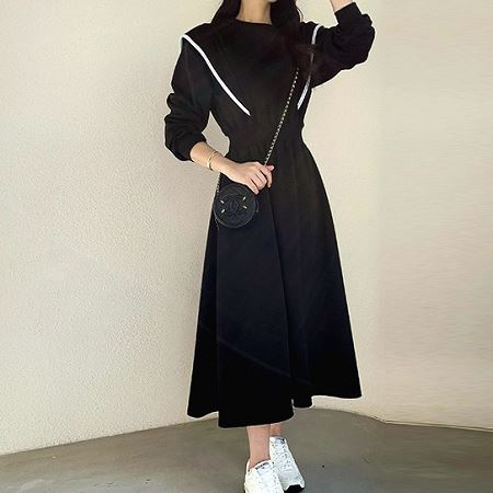 Dongdaemum Women’s Dresses, a testament to the elegance and quality of wholesale Korean fashion.