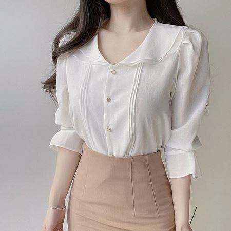 Dongdaemum Women’s Shirts, Tops & T-Shirts, a testament to the elegance and quality of wholesale Korean fashion.