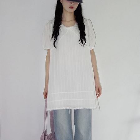 Dongdaemum Women’s Dresses, a testament to the elegance and quality of wholesale Korean fashion.