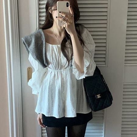 Dongdaemum Women’s Shirts, Tops & T-Shirts, a testament to the elegance and quality of wholesale Korean fashion.