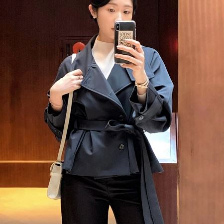 Dongdaemum Women’s Coats & Jackets, a testament to the elegance and quality of wholesale Korean fashion.