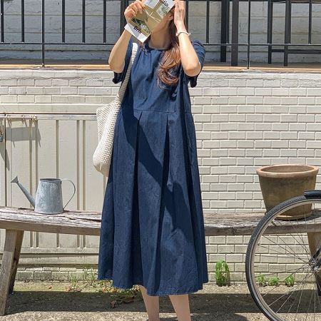 Dongdaemum Women’s Dresses, a testament to the elegance and quality of wholesale Korean fashion.