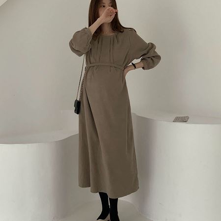 Dongdaemum Women’s Dresses, a testament to the elegance and quality of wholesale Korean fashion.