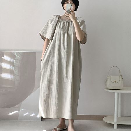 Dongdaemum Women’s Dresses, a testament to the elegance and quality of wholesale Korean fashion.
