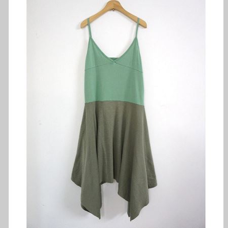 Dongdaemum Women’s Dresses, a testament to the elegance and quality of wholesale Korean fashion.
